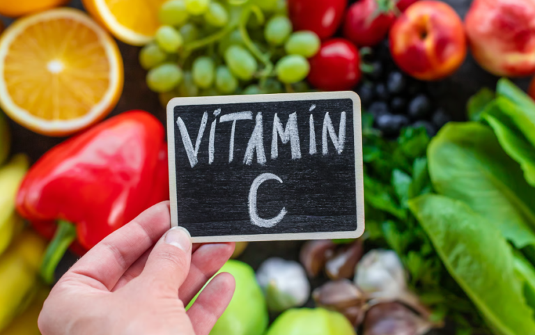 6 Benefits of Vitamin C — and How Much You Really Need